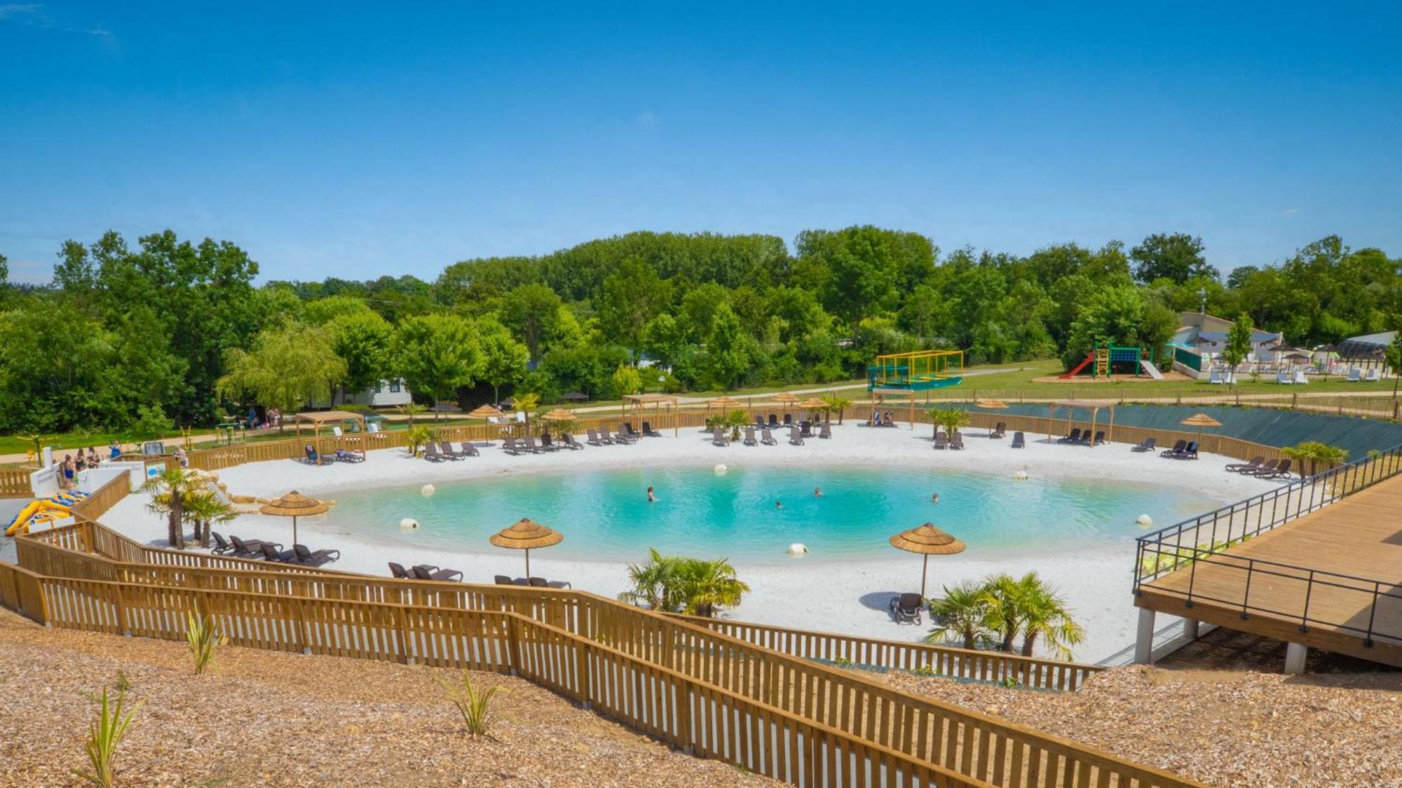Camping Aubigny-Les Clouzeaux Aubigny  Exteriér fotografie